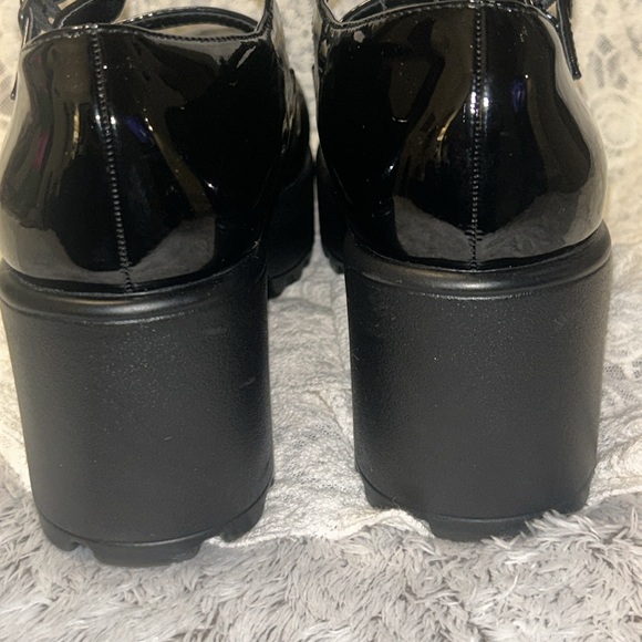 Stylish Ladies Mary Jane’s - Picture 6 of 9